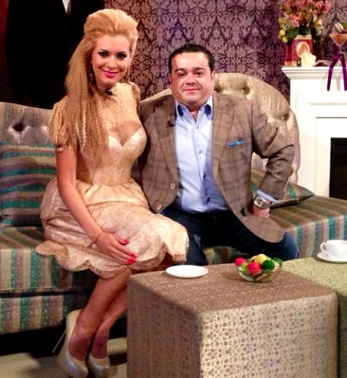 Adrian Minune, Maria Simion