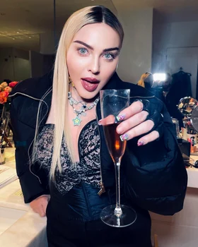 2 madonna topless la 63 de ani1 jpg jpeg