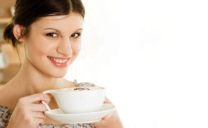 
    Cea mai bună cafea este băută de obicei... singur  