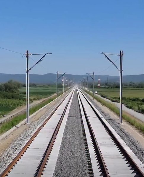 Trenurile revin pe ruta Lugoj – Timișoara Est. 54 de kilometri de cale ferată modernizată, redeschiși după trei luni de lucrări