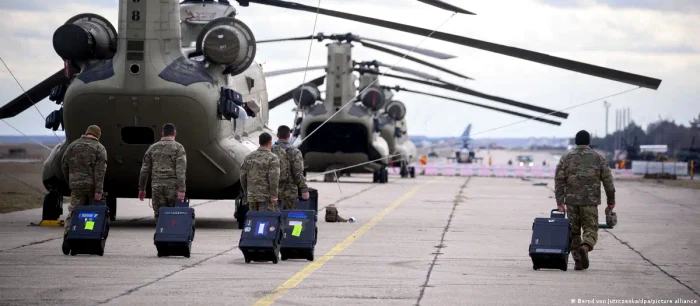 Elicoptere americane la baza militară Mihail Kogălniceanu, de la Marea Neagră