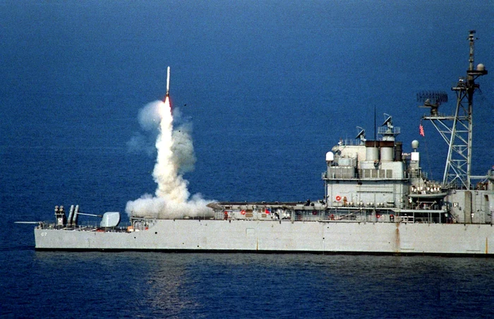 Racheta Tomahawk lansată de pe navă/ FOTO:Getty Images