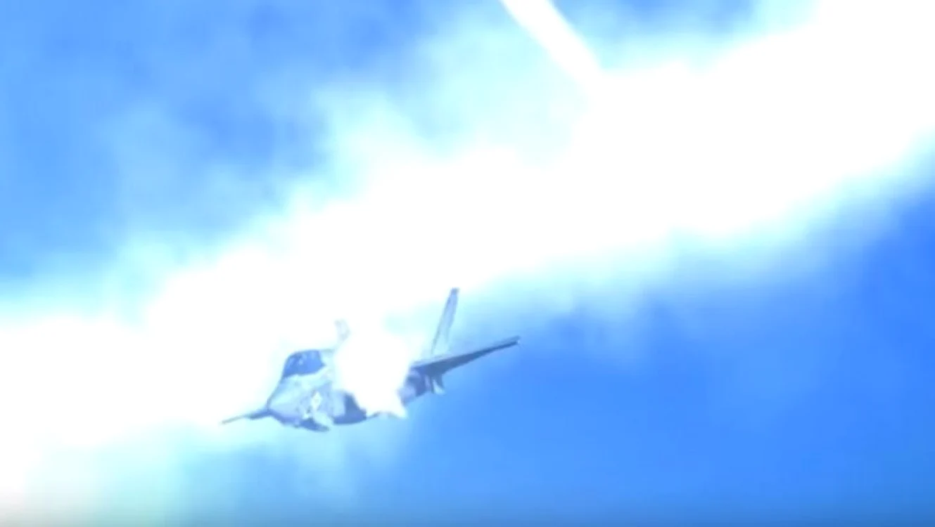 Avion de luptă american distrus de o rachetă nord-coreeană într-un filmuleţ de propagandă FOTO Captură YouTube/stimmekoreas