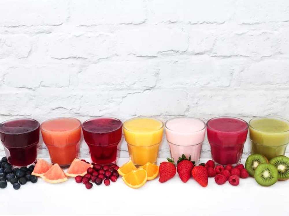 AN305 Fruit Juices Lined Up 732x549 thumb jpeg