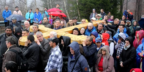 Drumul Crucii de la Straja  Foto Daniel Guță  ADEVĂRUL (18) JPG