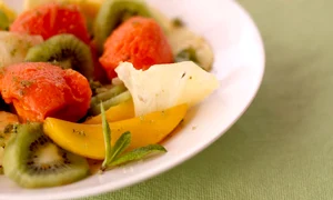 salata de fructe tropicale jpeg