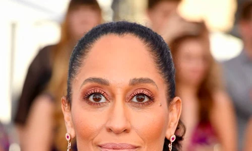 Tracee Ellis Ross SAG Awards 2017 jpeg