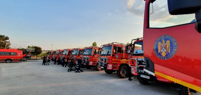 Dispozitivul de intervenţie va fi format din opt maşini de stingere incendii de pădure, patru cisterne şi un vehicul utilitar 4×4 UTV. Foto: IGSU