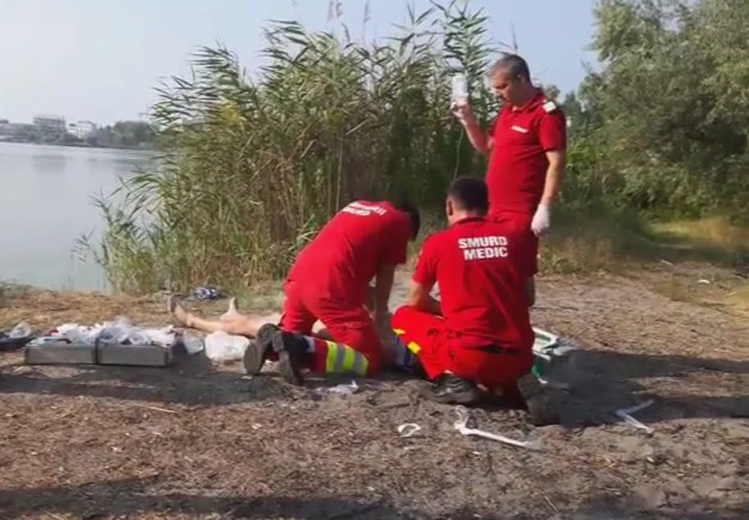 
    Tânărul avea 18 ani şi nu ştia prea bine să înoatefoto: captură video  