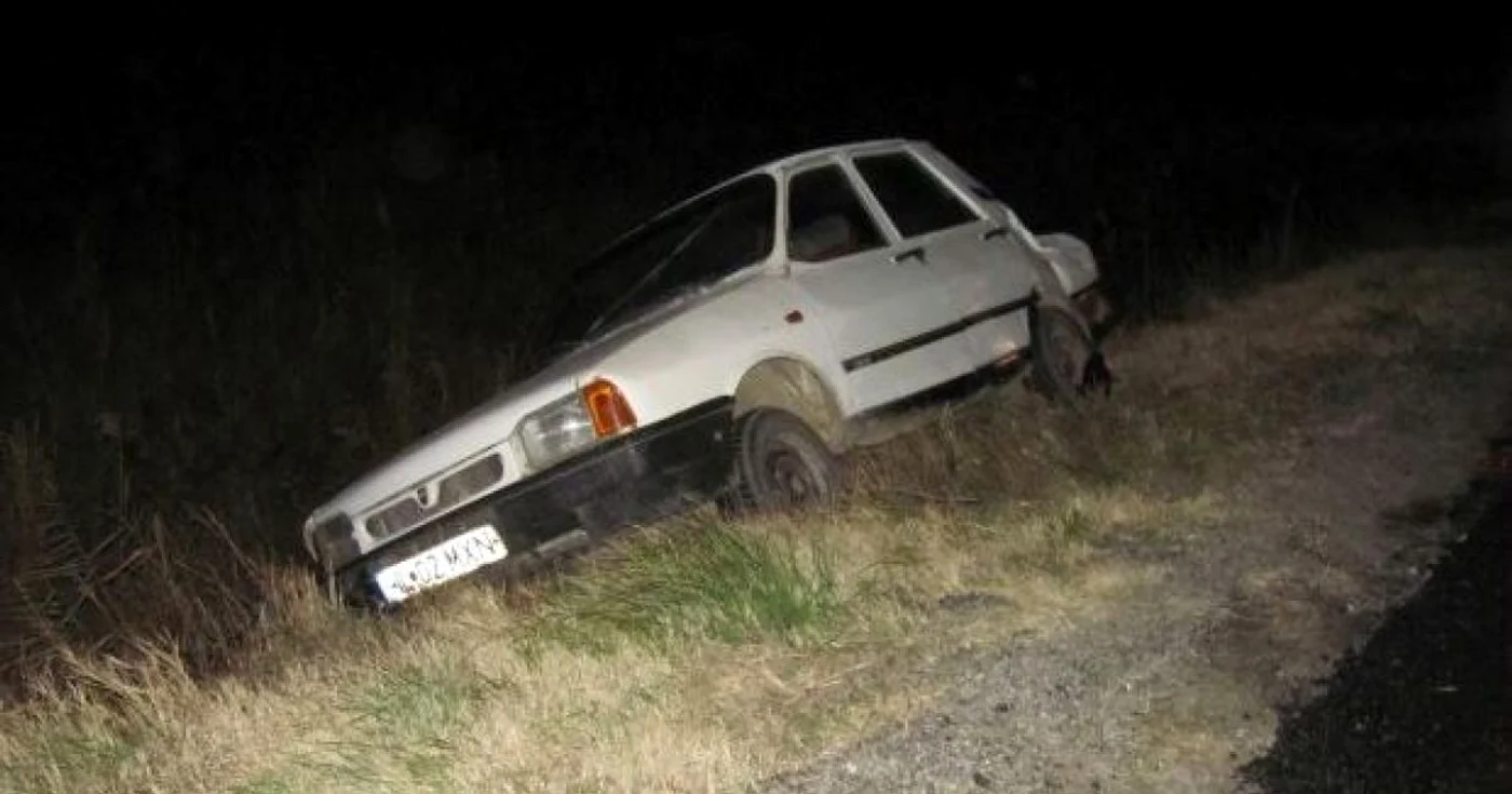 Poliţiştii au deschis o anchetă pentru a stabili cum s-a produs accidentul.