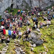Hiking comunitar al celor de la HaiHui în doi în 2025 Captură video HaiHui în doi jpg