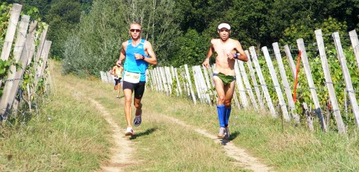 Internaţionalii Ionuţ Zinca şi Marius Ionescu la Corcova FOTO Corina Macavei