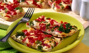 pizza cu ardei gras jpeg