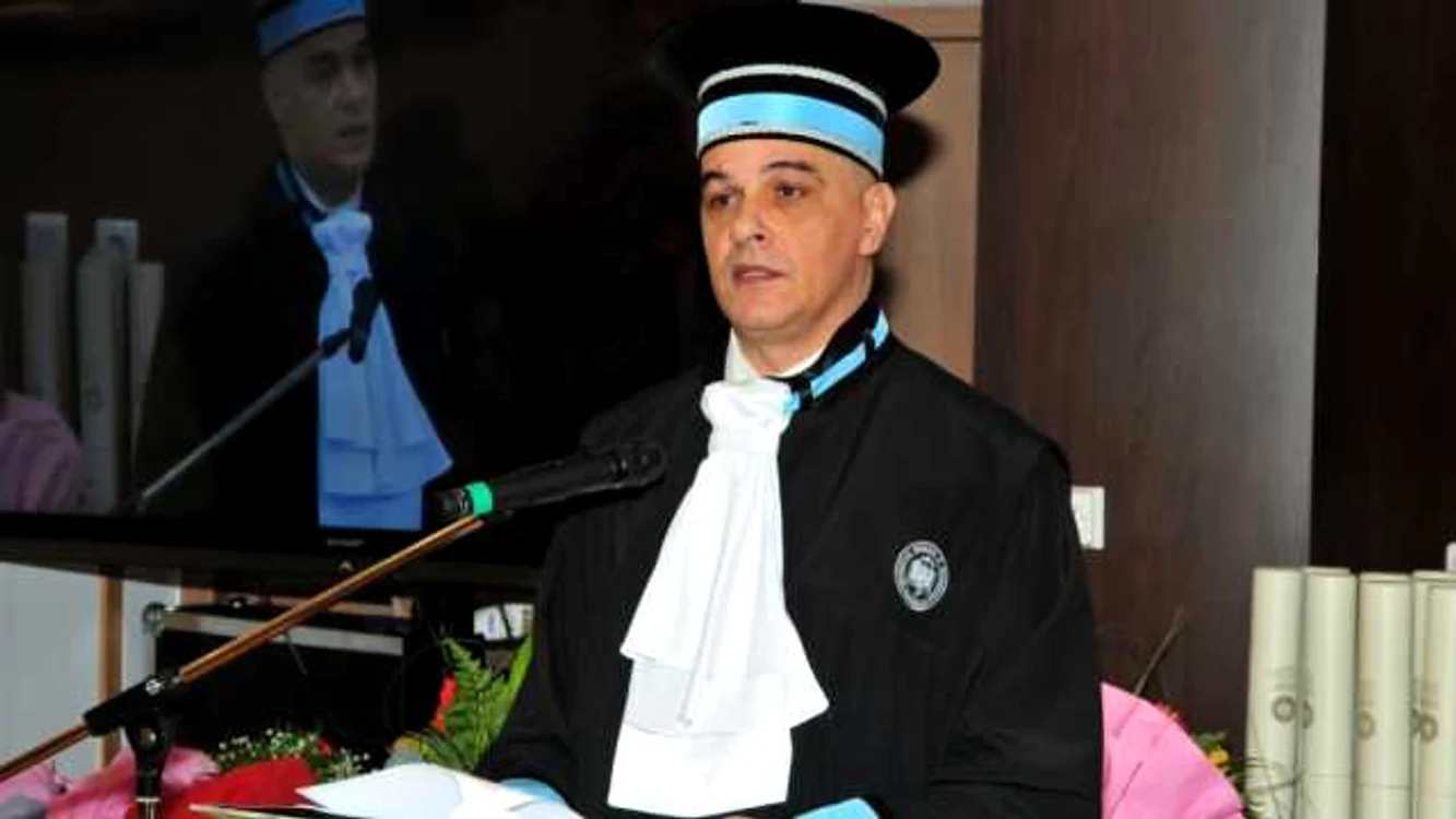 Profesorul Ştefan Florian a fost Preşedintele Senatului Universităţii de Medicină şi Farmacie Cluj (UMF). FOTO: Adevărul