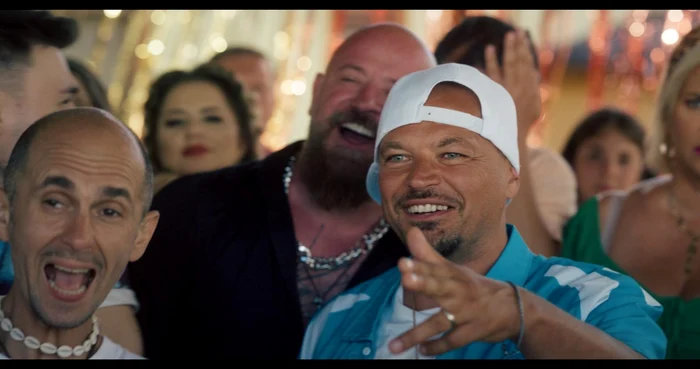 Și pentru că i-a plăcut atât de mult rolul său, Puya nu avea cum să nu scoată și o piesă care să aibă legătură cu filmul