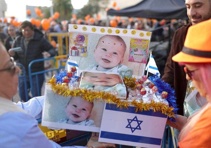 Kfir Bibas, cel mai tânăr ostatic israelian răpit de Hamas, a împlinit un an 