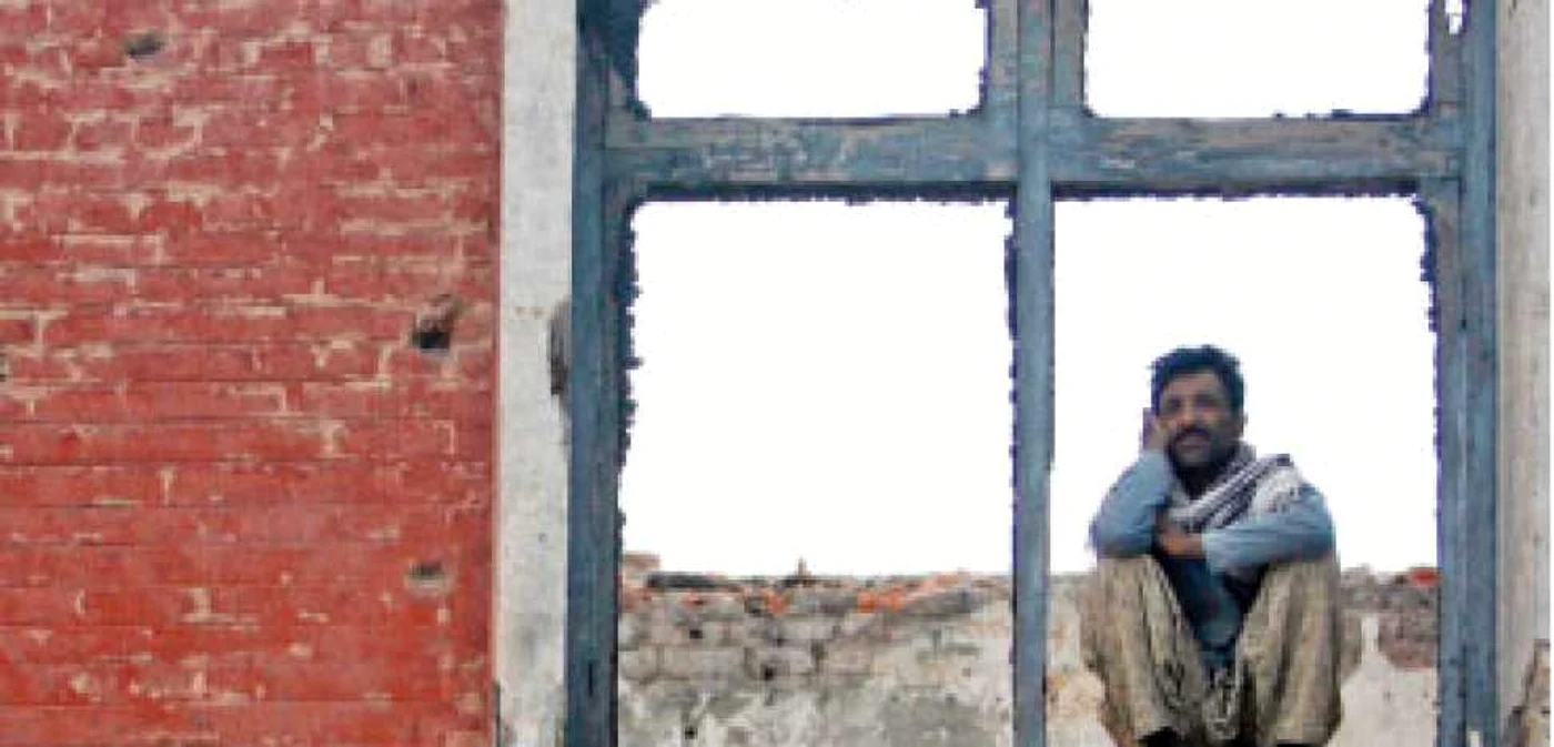 Dincolo de ruine