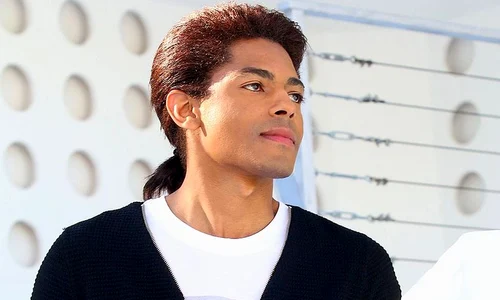 B  Howard at Akon Home on October 09, 2014 jpg