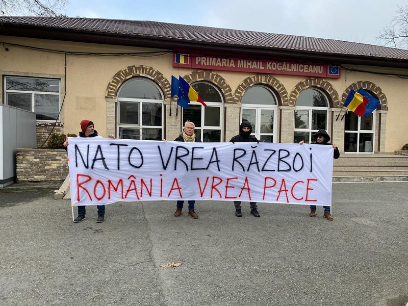Protest la  Kogălniceanu împotriva bazelor militare internaționale