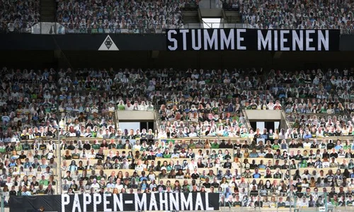 fani monchengladbach front jpeg