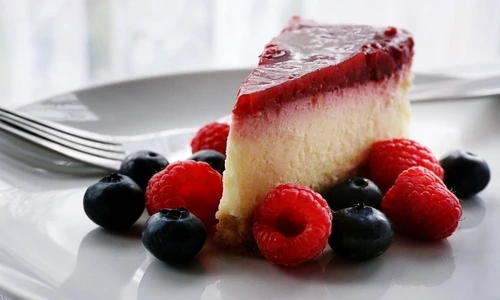Cheesecake cu zmeură, reţetă gata în 30 de minute  Ce ingrediente sunt necesare jpeg