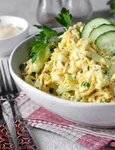 Salata de oua cu pui  Sursa foto shutterstock 2170072225 jpg
