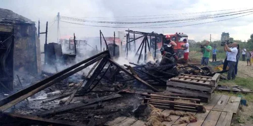 Incendiu pescarie Mamaia