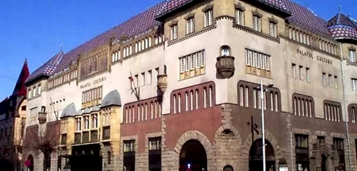 Liderii noii alianşe speră că vor colabora bine cu peneliştii pentru bunul mers al judeţului FOTO: arhivă