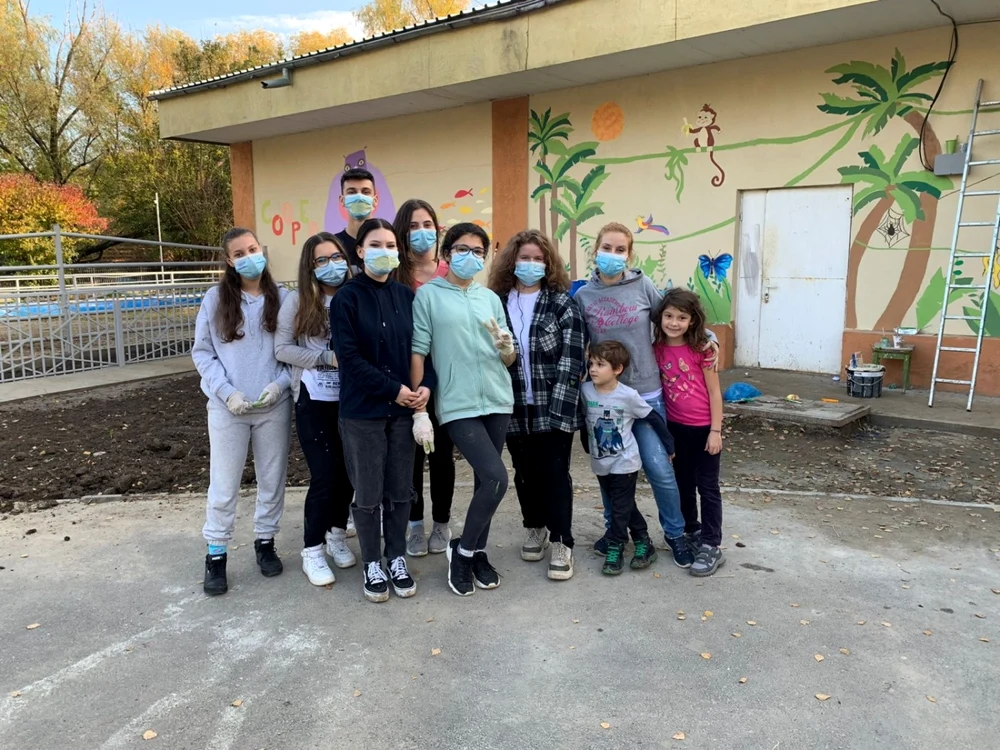 Program de voluntariat la Zoo Călăraşi FOTO Facebook/Liceul Pedagogic Ştefan Bănulescu