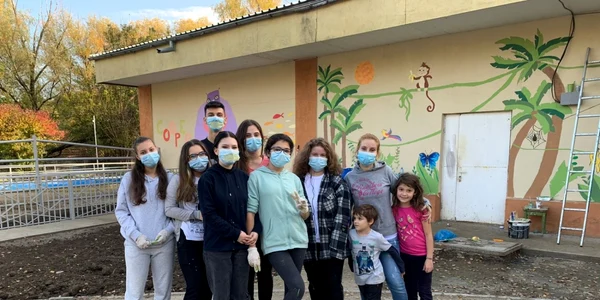 calarasi voluntari la ZOO Calarasi FOTO faceb/Licul Pedagogic St.Banulescu