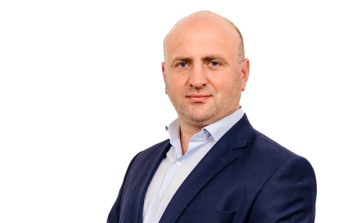 Deputatul Andrei-Ionuț Teslariu a părăsit POT pentru PNL. FOTO: Facebook Andrei-Ionuț Teslariu