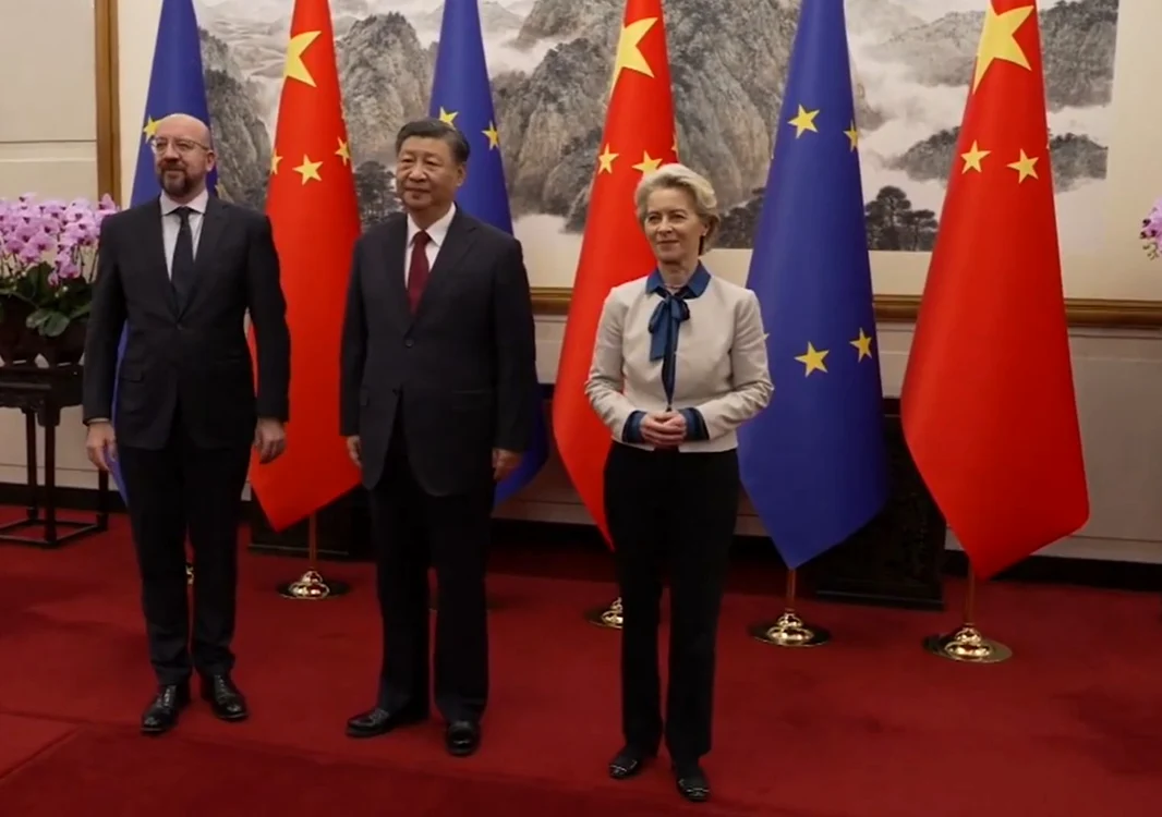 Nici complet aliați, nici total inamici