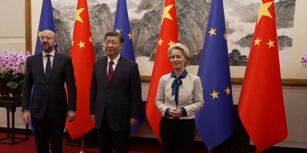 Charles Michel   Xi Jinping   Ursula von der Leyen foto captura video jpg