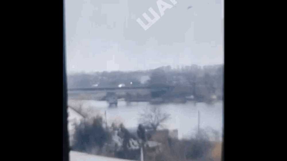 Pod strategic atacat cu drone în Ucraina. Lovitură pe Nistru, lângă Republica Moldova