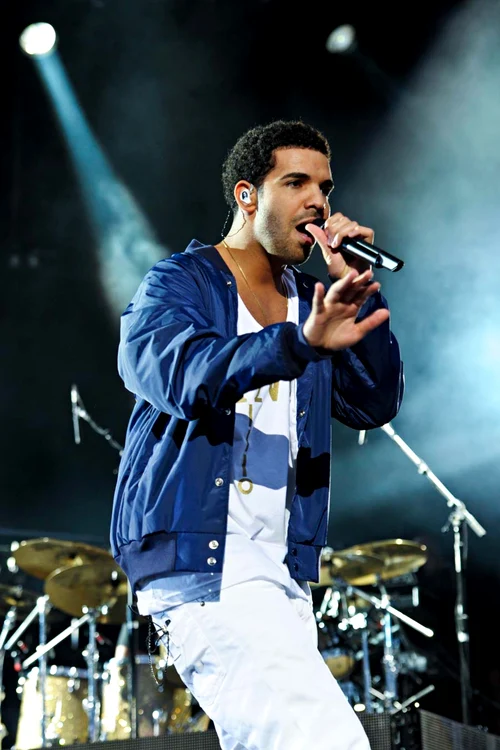 Drake are 25 de ani
