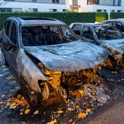 masina unui parlamentar german a fost incendiata jpeg