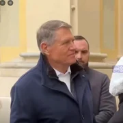 klaus iohannis selfie cu sibieni captură video Opinia de Sibiu jpg