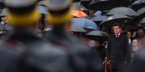 Președintele României Nicușor Dan sosește la Palatul Cotroceni după ce a depus jurământul în Parlamentul României, în București. FOTO Inquam Photos / Octav Ganea