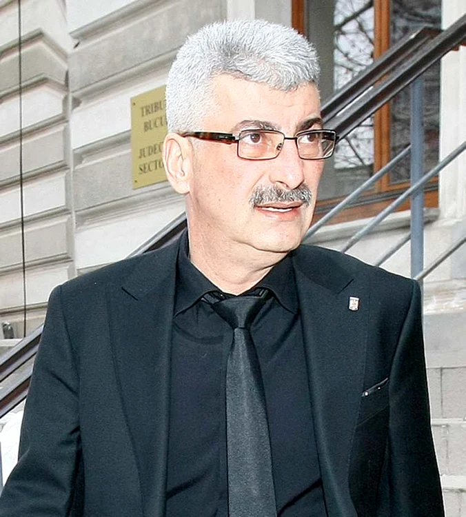 Silviu Prigoană i-a lăsat  şi afacerile pe mână