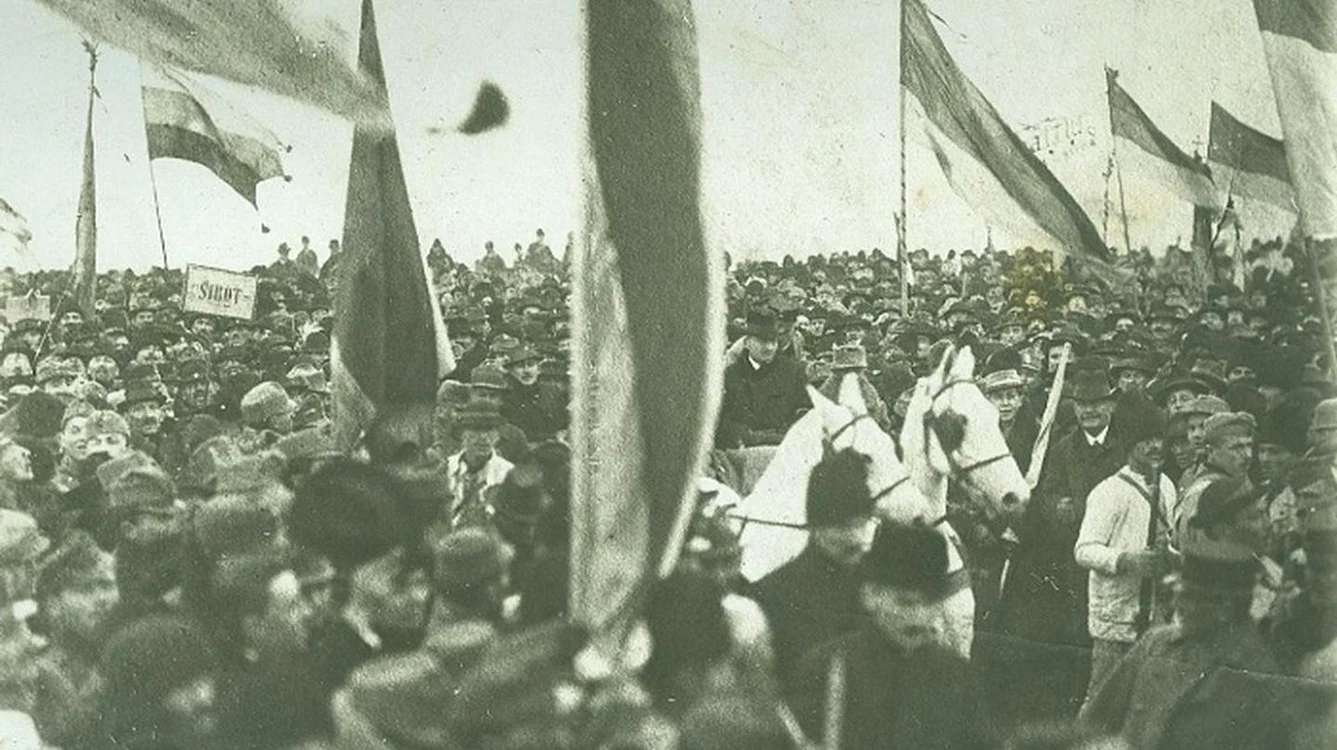 Adunarea de la Alba Iulia de pe data de 1 decembrie 1918 FOTO Samoilă Mârza