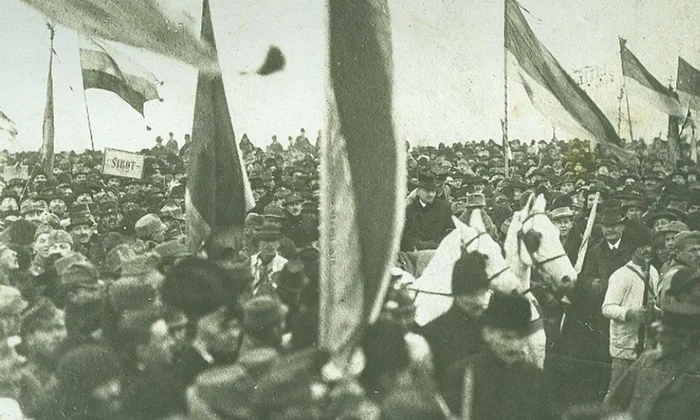 Marea Adunare Națională de la Alba Iulia, de la 1 decembrie 1918 (foto: Samoilă Mârza)