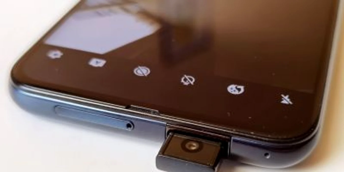 Motorola One Fusion+ selfie camera