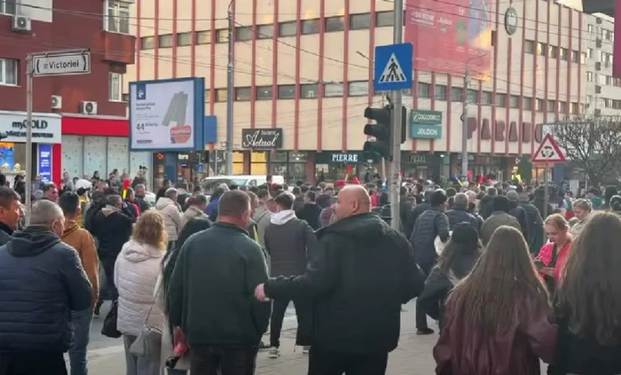 Protest al minerilor și energeticienilor la Târgu Jiu FOTO: Captură video/ TV Sud