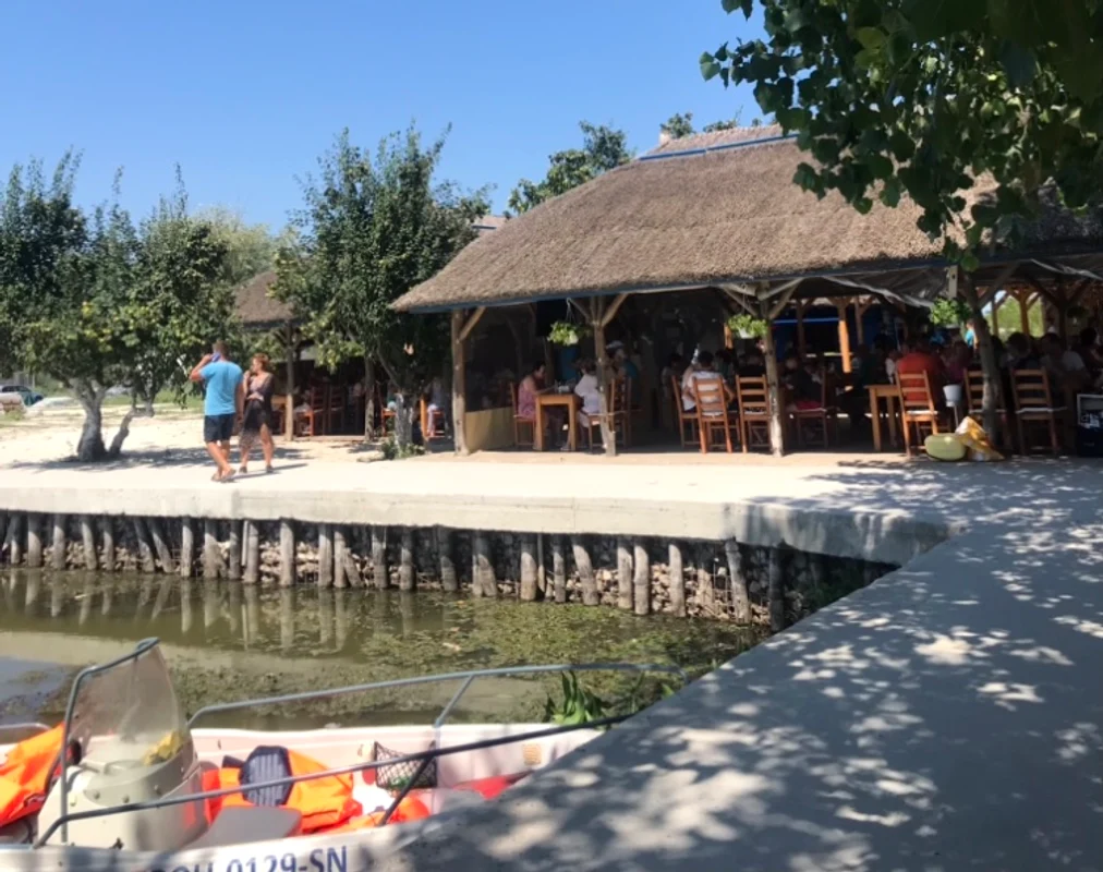La Gura Portiței sunt prețuri mai mari ca la Mamaia Foto: Click!