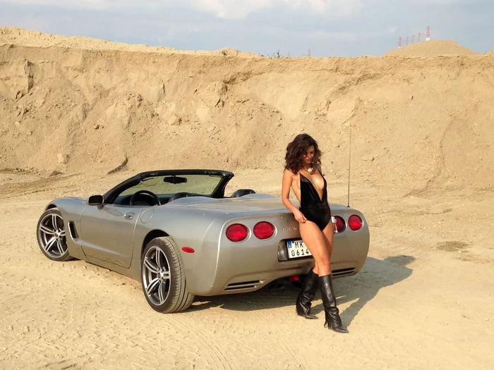 
    Minola este fermecătoare  