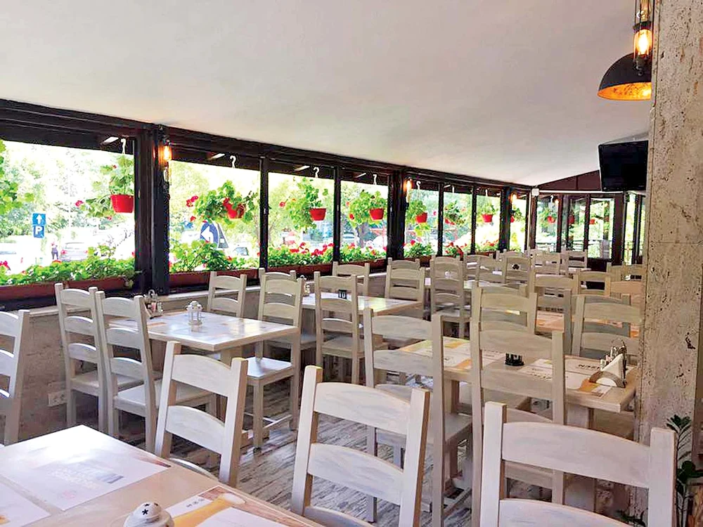 Acesta este restaurantul pe care-l patronează Florin Călinescu