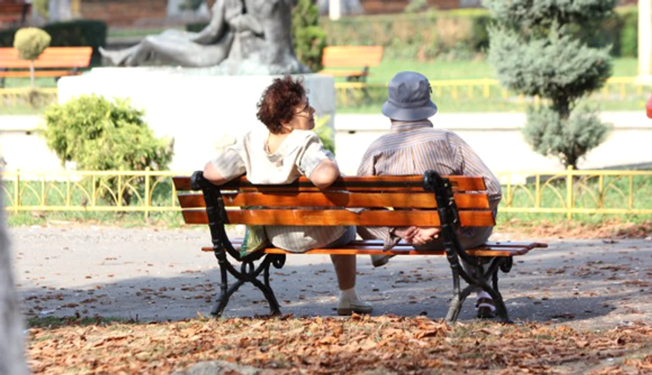 
    Prognoza meteo pentru următoarele două zile anunță că vremea se răcește și cerul va fi înnorat în toată țarafoto: Click!  
