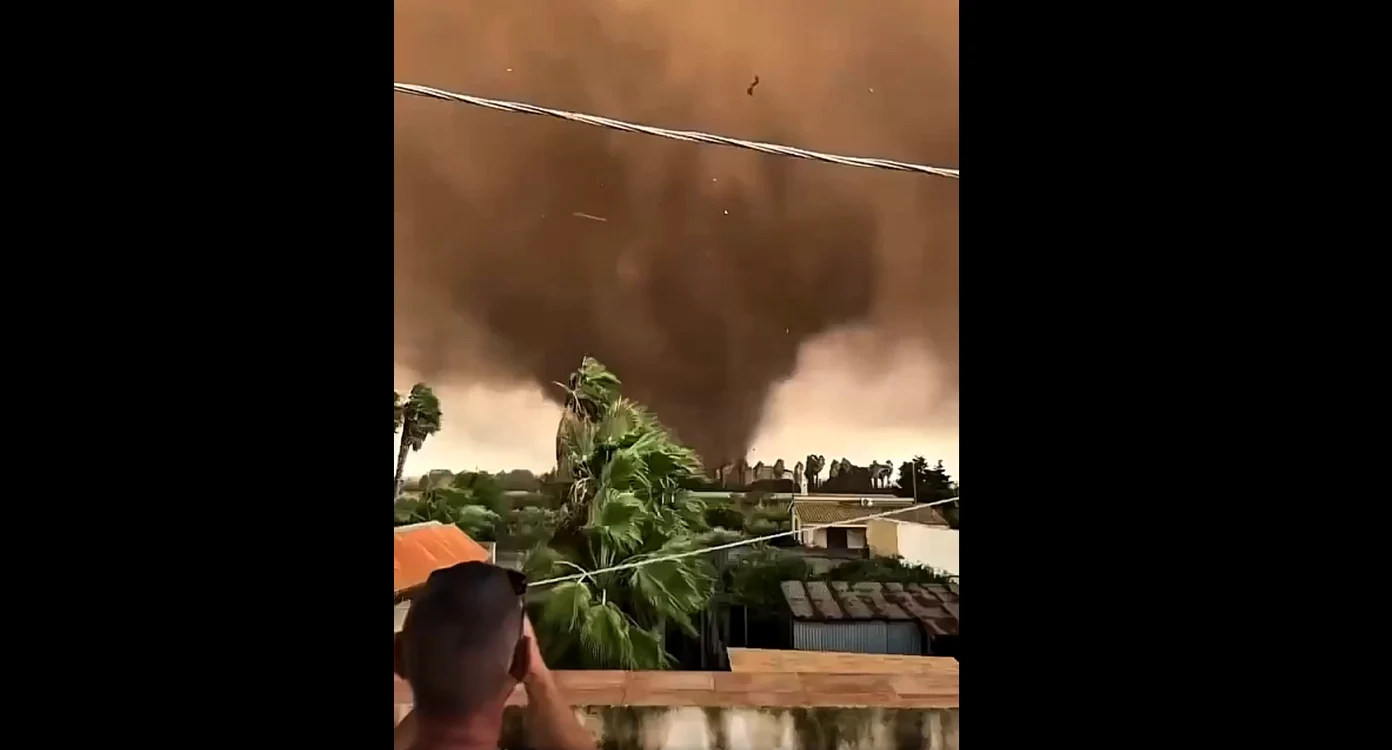 Două tornade au lovit Sicilia. 