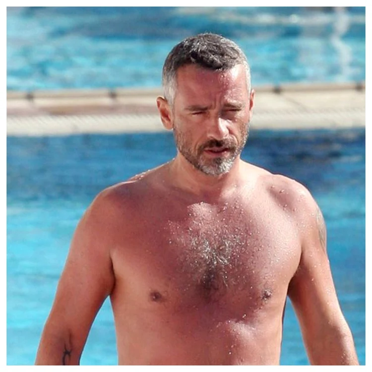 Eros iubeşte intens la 57 de ani (Foto: Profimedia).