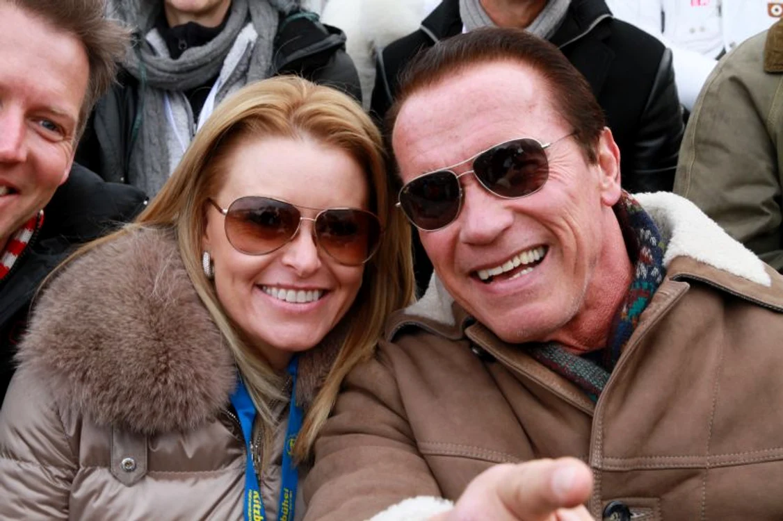 Arnold şi-a dus iubita în ţara natală (foto: TNYF/WENN/SPLASHNEWS)